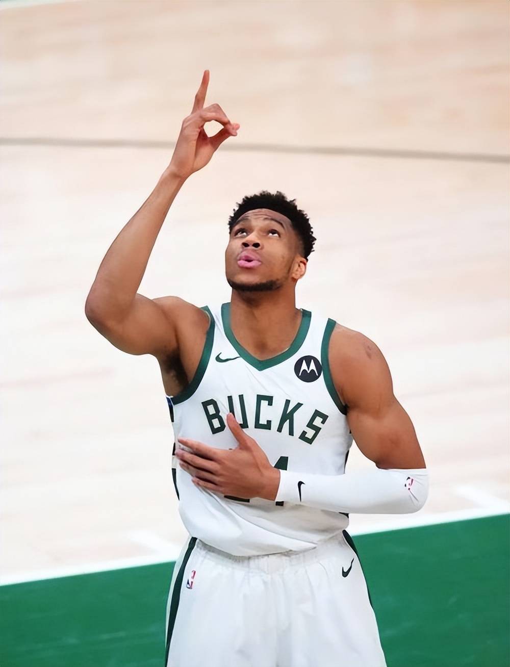 是马刺近来 是马刺近来